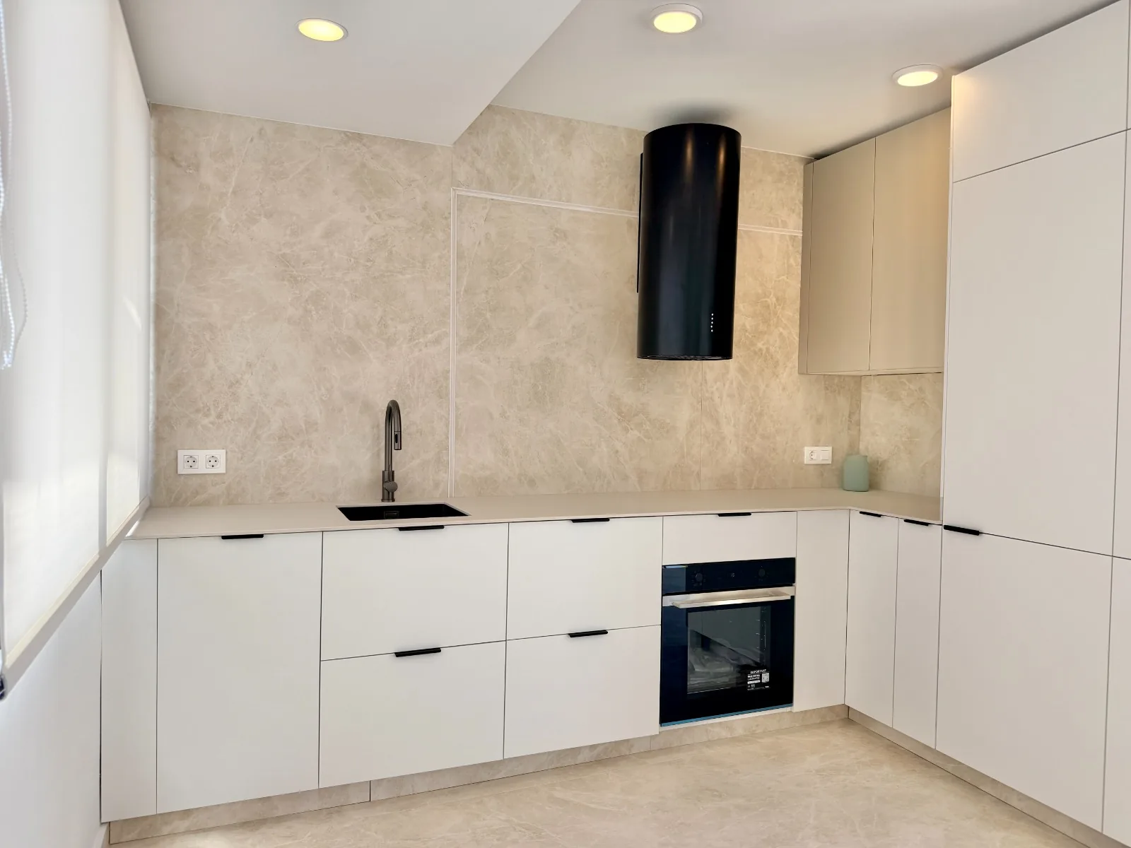 AP. 7  Apartament na sprzedaż w Los Abrigos z tarasem panoramicznym 360° na Teneryfie — zdjęcie 11 z 47