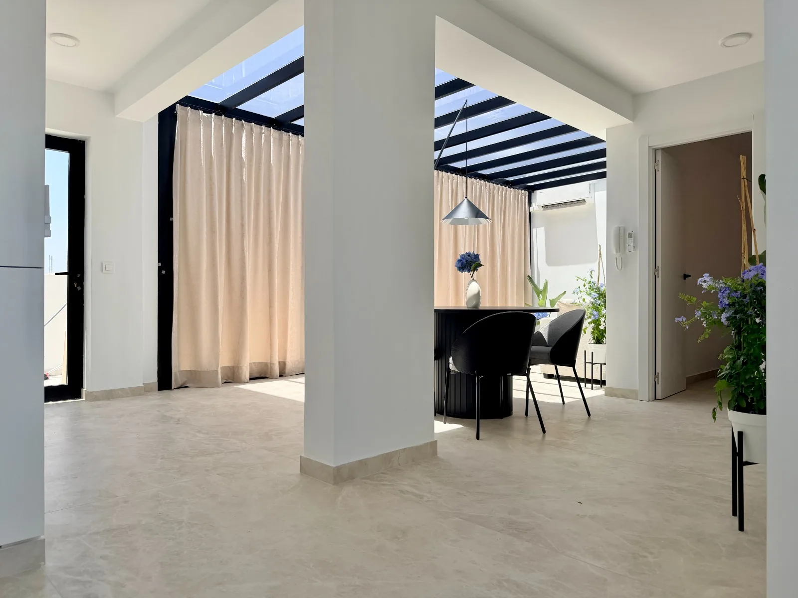 AP. 7  Apartament na sprzedaż w Los Abrigos z tarasem panoramicznym 360° na Teneryfie — zdjęcie 30 z 47