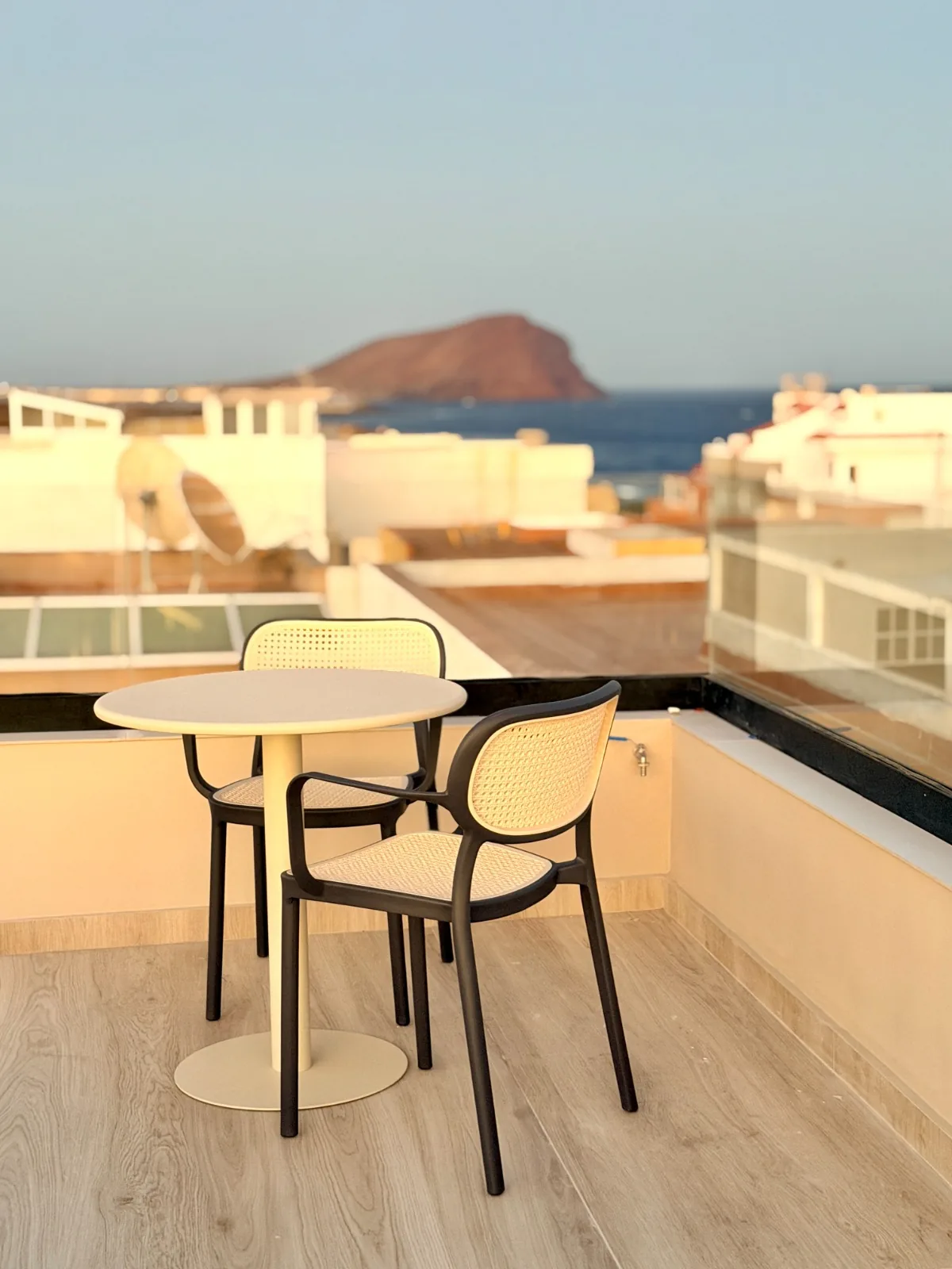 AP. 7  Apartament na sprzedaż w Los Abrigos z tarasem panoramicznym 360° na Teneryfie — zdjęcie 31 z 47