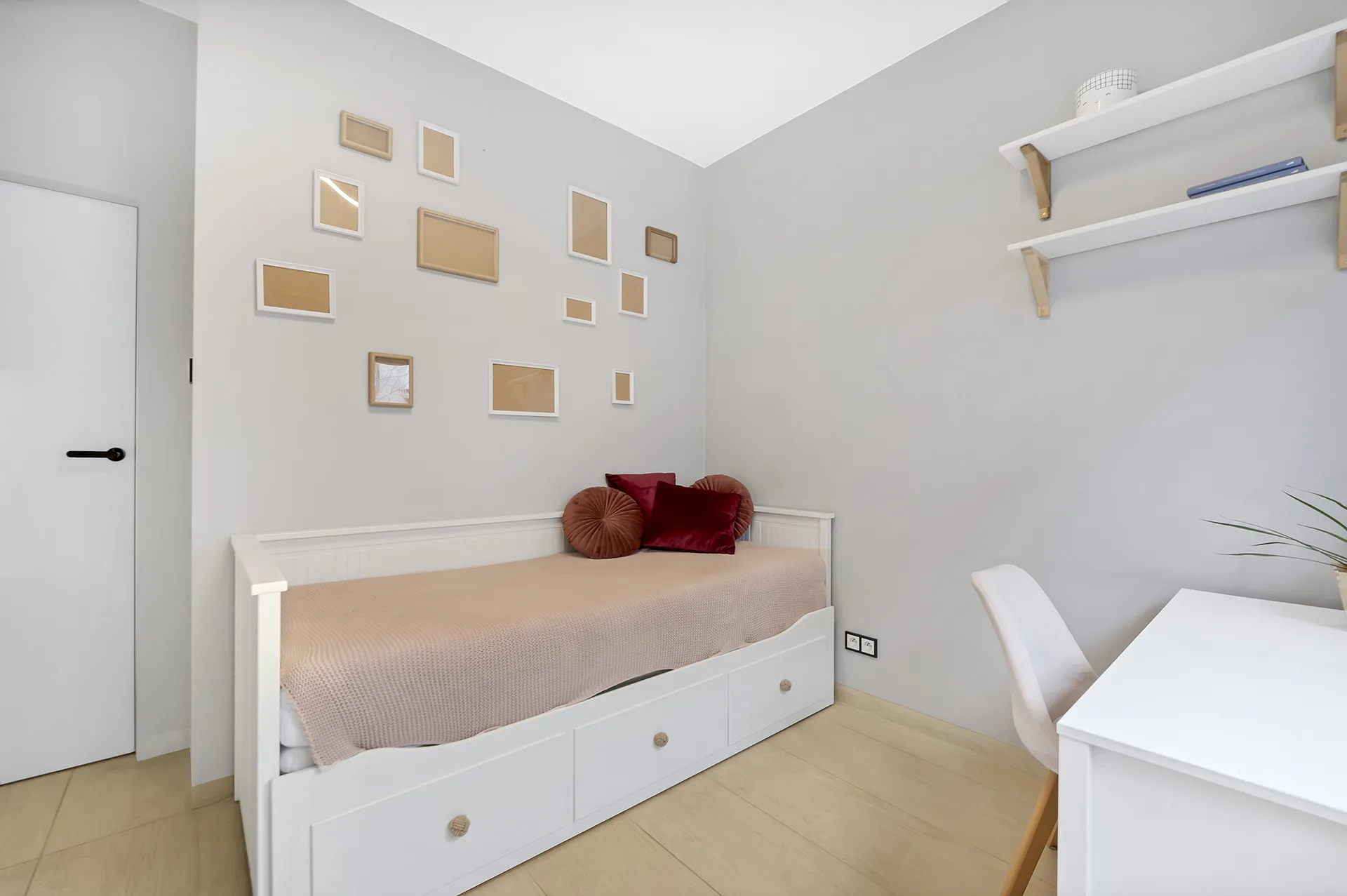 Barciński Park V | Luksusowe 52,27 m² w centrum Łodzi – stan idealny! w Polsce — zdjęcie 9 z 17