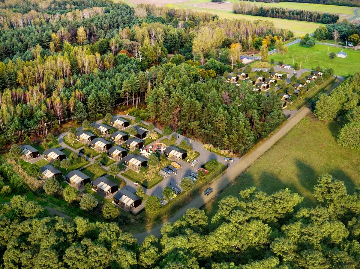 Działka inwestycyjna 15 100 m² w Gąbie (gm. Mszczonów) – Projekt osiedla i aktywne pozwolenie na budowę w Polsce