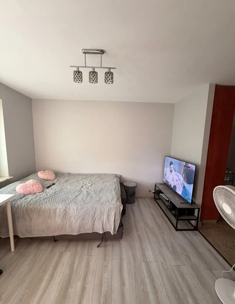 Nowoczesna kawalerka z balkonem i tarasem | Blok z cegły – Poznań, Nowe Miasto w Polsce