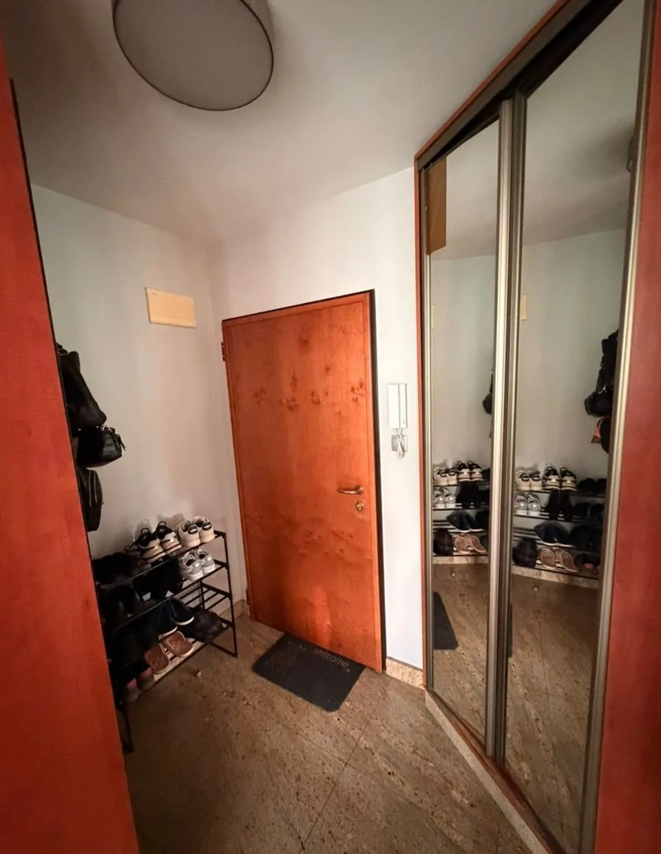 Nowoczesna kawalerka z balkonem i tarasem | Blok z cegły – Poznań, Nowe Miasto w Polsce