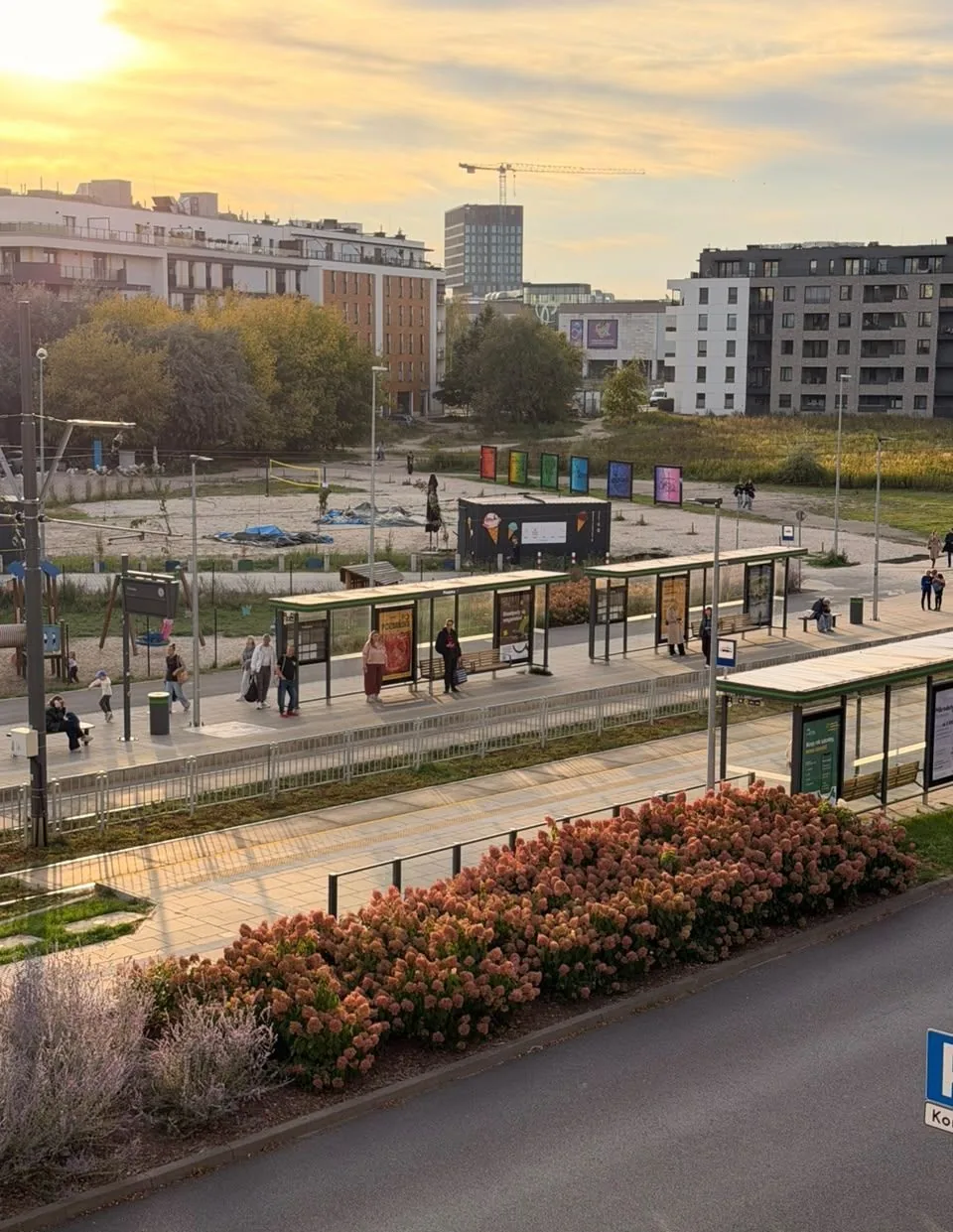 Nowoczesna kawalerka z balkonem i tarasem | Blok z cegły – Poznań, Nowe Miasto w Polsce